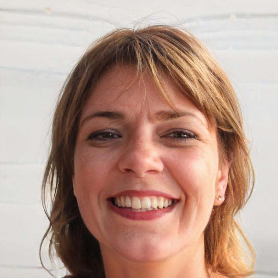 Eirlys Meriton, Lead Developer at Deadlytx